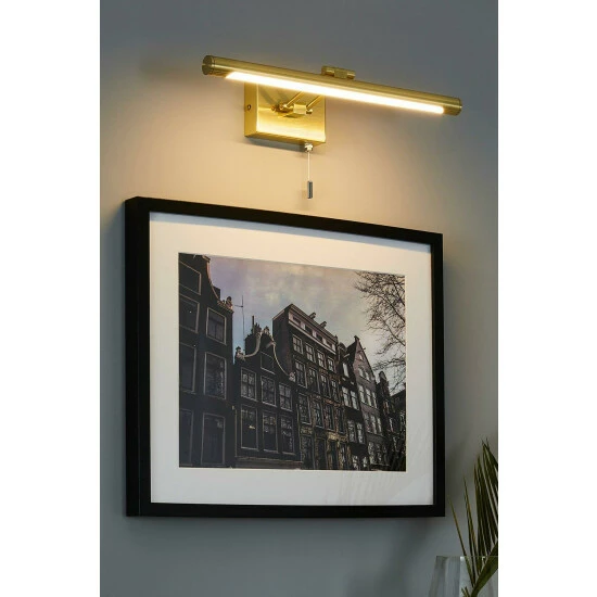 BHS Lighting Barrio Wall Light For Unisex 4 BHS Lighting Barrio Wall Light For Unisex - Image 4