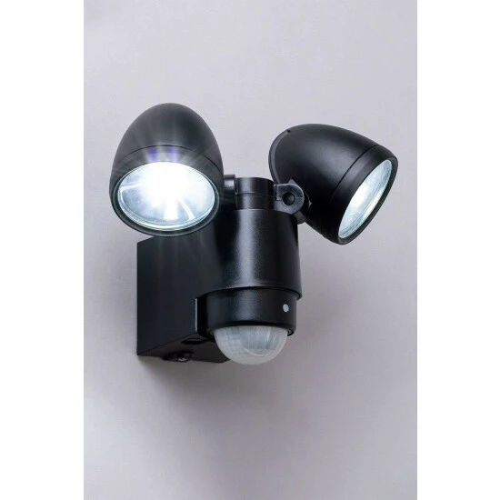 BHS Lighting Orion Spotlight With Sensor For Unisex 1 BHS Lighting Orion Spotlight With Sensor For Unisex