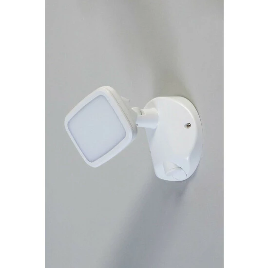 BHS Lighting Single Wilson Flood Light For Unisex 2 BHS Lighting Single Wilson Flood Light For Unisex - Image 2