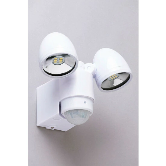 BHS Lighting Orion Spotlight With Sensor For Unisex 2 BHS Lighting Orion Spotlight With Sensor For Unisex - Image 2