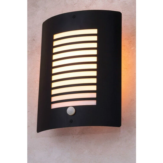 BHS Lighting Hale Wall Light With Sensor For Unisex 4 BHS Lighting Hale Wall Light With Sensor For Unisex - Image 4