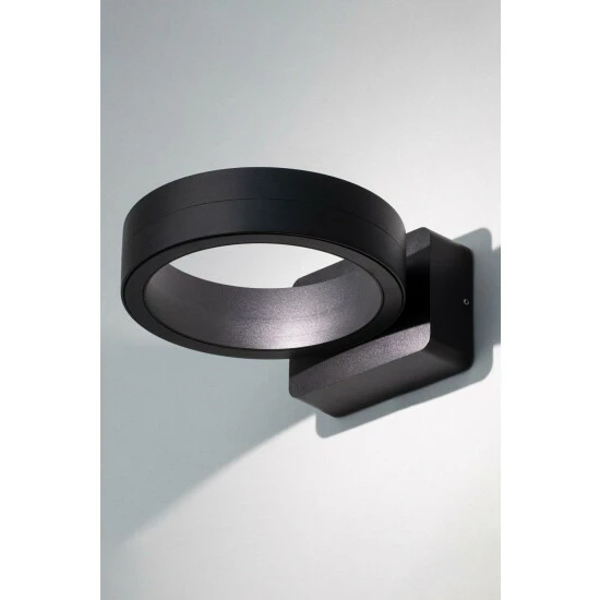 BHS Lighting Seren Wall Light For Unisex 6 BHS Lighting Seren Wall Light For Unisex - Image 6