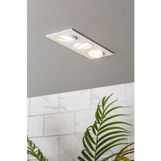 BHS Lighting Faina Triple Squared Spot Light For Unisex 4 BHS Lighting Faina Triple Squared Spot Light For Unisex - Image 4