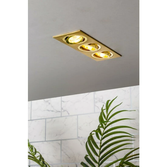 BHS Lighting Faina Triple Squared Spot Light For Unisex 4 BHS Lighting Faina Triple Squared Spot Light For Unisex - Image 4