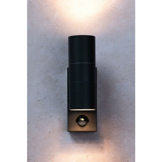 BHS Lighting Jared Wall Light With Sensor For Unisex 4 BHS Lighting Jared Wall Light With Sensor For Unisex - Image 4