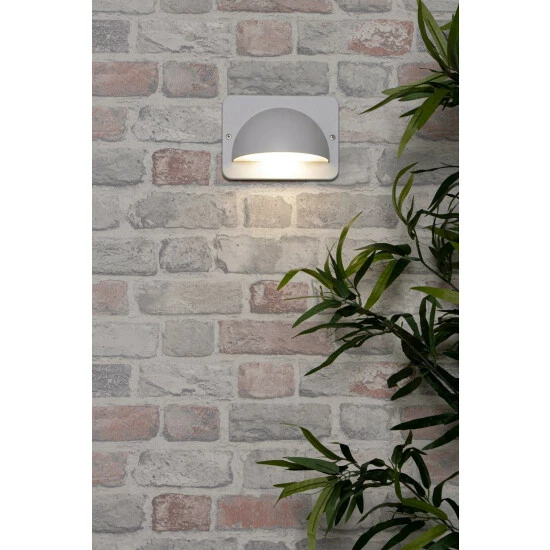 BHS Lighting Jude Wall Light For Unisex 4 BHS Lighting Jude Wall Light For Unisex - Image 4