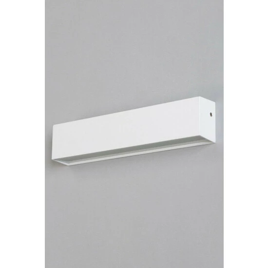 BHS Lighting Easton Wall Light For Unisex 2 BHS Lighting Easton Wall Light For Unisex - Image 2