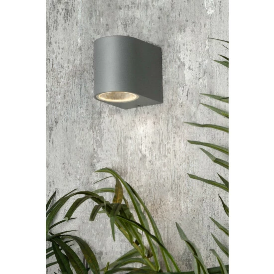 BHS Lighting Smithe Wall Light For Unisex 4 BHS Lighting Smithe Wall Light For Unisex - Image 4
